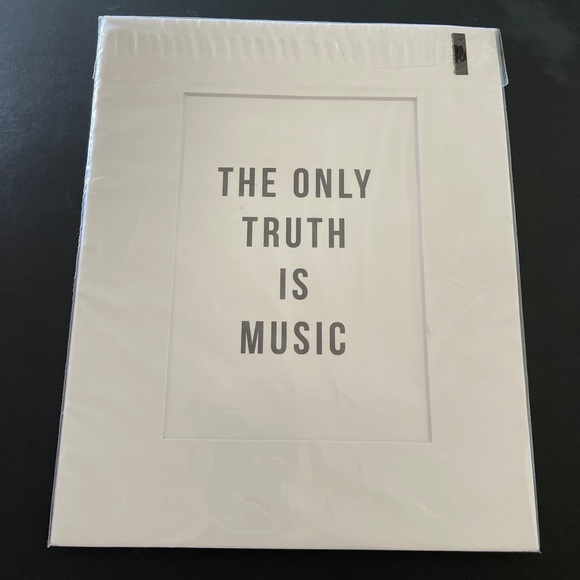 NEW 8x10 matted prints ready to be framed b&w - Picture 5 of 8